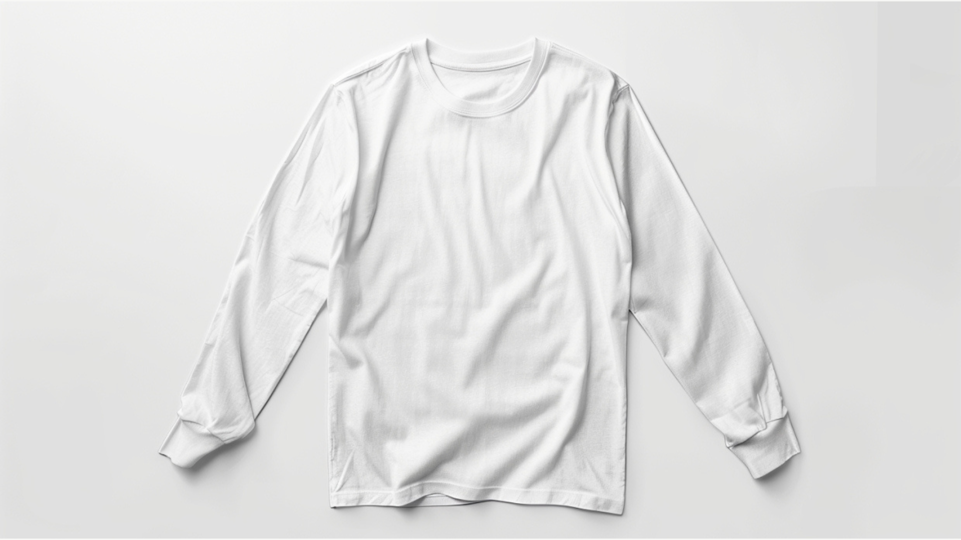 Kaos long sleeve polos berwarna putih, produk kaos lengan panjang Lavithra.